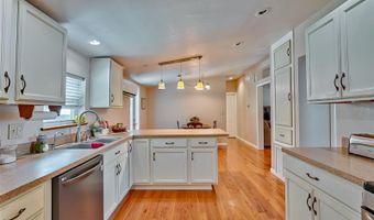 9810 SW 132ND St, Archer, FL 32618