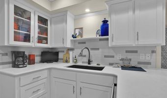 201 Paseo De Vida Loop, Altus, OK 73521