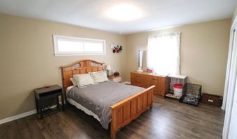 8264 E Schnellville Rd, Birdseye, IN 47513