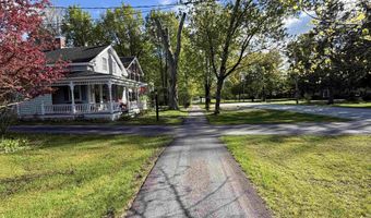 16 Pearl St, Brandon, VT 05733