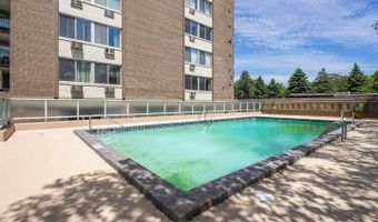 1050 Wall St 2C, Ann Arbor, MI 48105