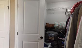 25501 EMERSON OAKS Dr, Aldie, VA 20105