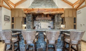 30 Bear Dance Vlg, Bigfork, MT 59911