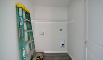 111 LLOYD HENDERSON Rd, Beebe, AR 72012
