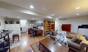 1010 W Richway Dr, Albert Lea, MN 56007