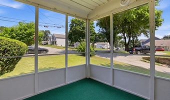 44 Desmarais St, Cumberland, RI 02864