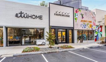 934 Lenox Hill Ct, Atlanta, GA 30324