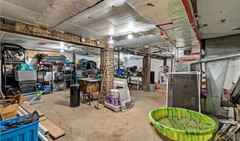 1318 Duss Ave, Ambridge, PA 15003