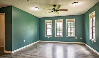 110 Marie St, Batesville, MS 38606