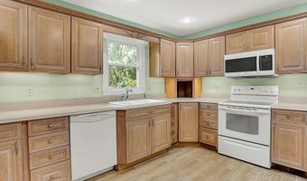 1914 S Avon Ave, Avon, IN 46123