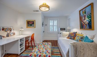 2012 Broad St, Camden, SC 29020