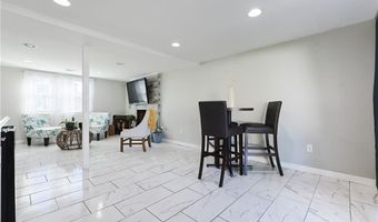 31 Salina Ave, Johnston, RI 02919