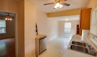 645 Elfgen St, Alton, IL 62002