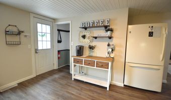 321 SW 8th Ave, Aberdeen, SD 57401