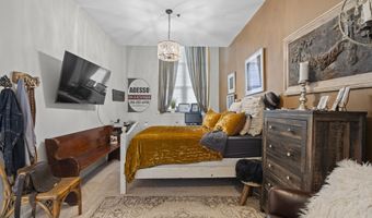 1 Indian Neck Ave APT 6, Branford, CT 06405