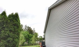 111 Windswept E Dr, Amsterdam, NY 12010