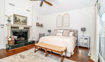 70 Obtuse Hill Rd, Brookfield, CT 06804