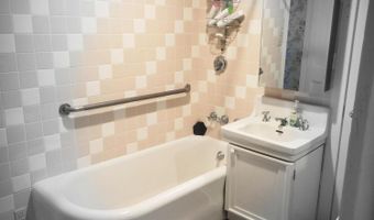 217 Union St, Bangor, ME 04401