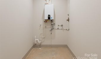 30 Acona Ln, Asheville, NC 28803