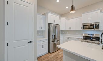 279 E MARKWOOD Dr, Chandler, AZ 85286