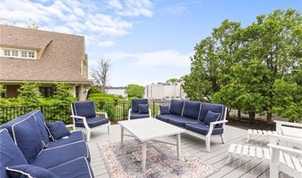 1144 Narragansett Blvd, Cranston, RI 02905