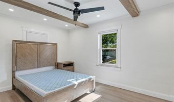 8531 General Grant Ln, Affton, MO 63123