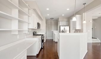 42183 SHORECREST Ter, Aldie, VA 20105