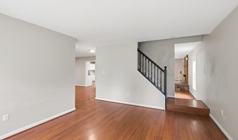 24674 PEACH ORCHARD Ln, Aldie, VA 20105