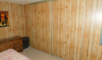 42770 Winema Dr, Bouse, AZ 85325