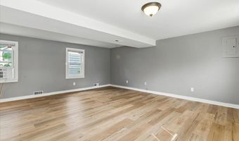42448 N Lake Ave, Antioch, IL 60002