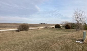 107 Lake Shore Dr, Dallas Center, IA 50063