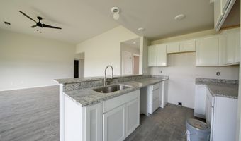 111 LLOYD HENDERSON Rd, Beebe, AR 72012
