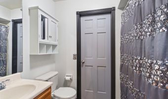 322 Veterans Blvd, Bayville, NJ 08721