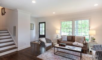 6917 Lancer Dr, Charlotte, NC 28226