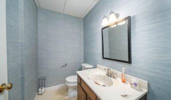 2919 Pawtucket Ave, East Providence, RI 02915