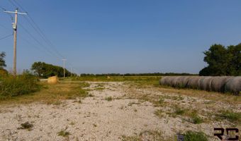 1130 15000 Rd, Altamont, KS 67330