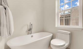 147 W HILL St, Baltimore, MD 21230