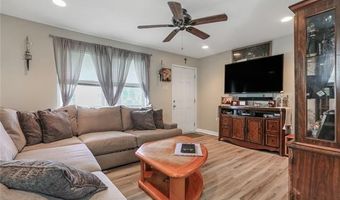 7220 HATTIE St, Arabi, LA 70032