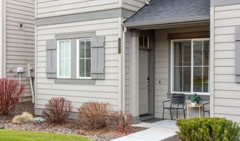 2561 NE Purcell Blvd, Bend, OR 97701