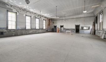 419 2nd St, Aurora, IN 47001