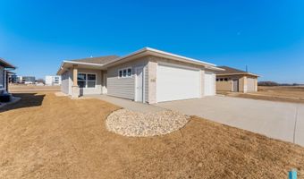 2316 E Tinley St, Brandon, SD 57005