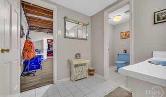 155 Devereux Dr, Athens, GA 30606