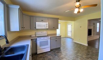 427 Muscadine Trl, Baskerville, VA 23915