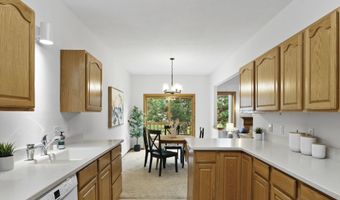 17 Springfield Ct, Madison, WI 53719