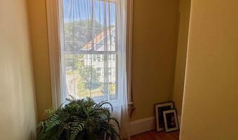 23 Holland St, Bangor, ME 04401