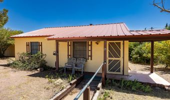 29 Hillside Ave, Bisbee, AZ 85603