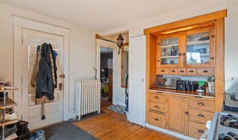 103 N Champlain St, Burlington, VT 05401