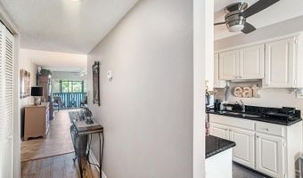 2800 COVE CAY Dr 4F, Clearwater, FL 33760