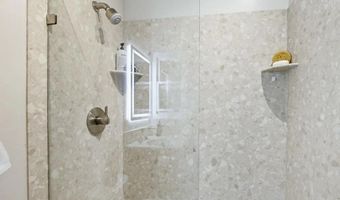 5145 San Aquario Dr, San Diego, CA 92109