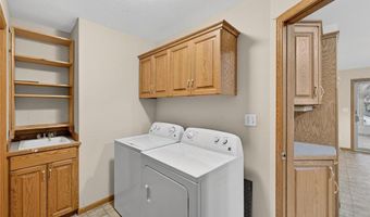 1606 17th St SW, Austin, MN 55912